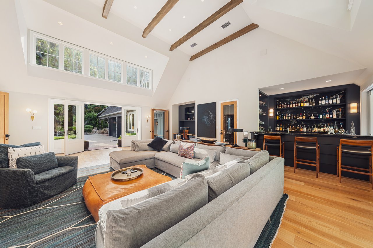 2600 Mandeville Canyon Rd, Brentwood