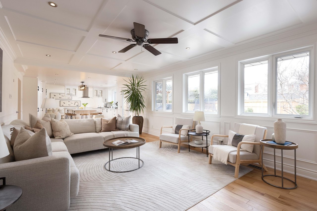 4456 Hawthorne Drive, Burlington, ON L7L 1G5