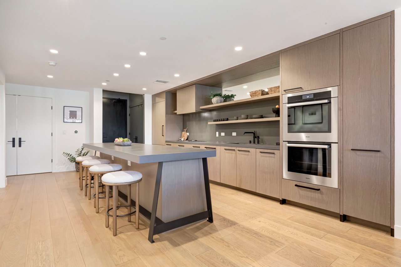 10777 Wilshire Blvd Unit: 409, Wilshire Corridor 