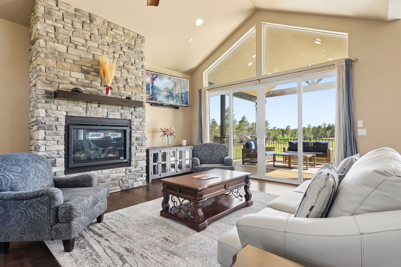 14894 Snowy Pine Point