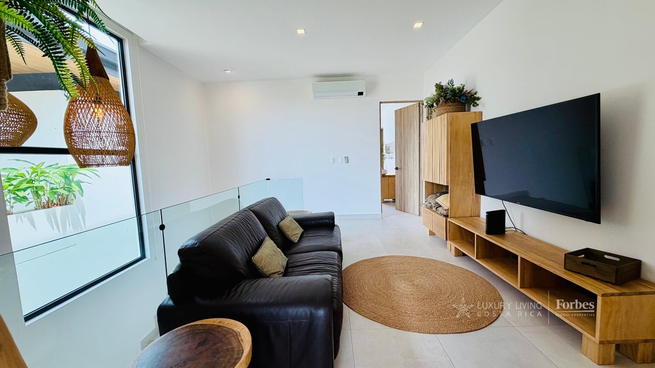 21479 - Luxury villa, 4 bedrooms, pool and excellent ROI for investors