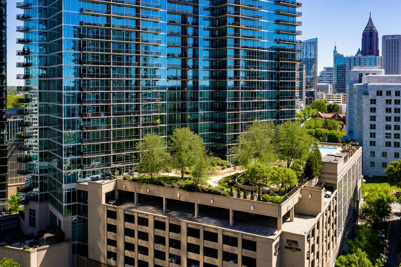 1080 Peachtree Street NE Unit 3215