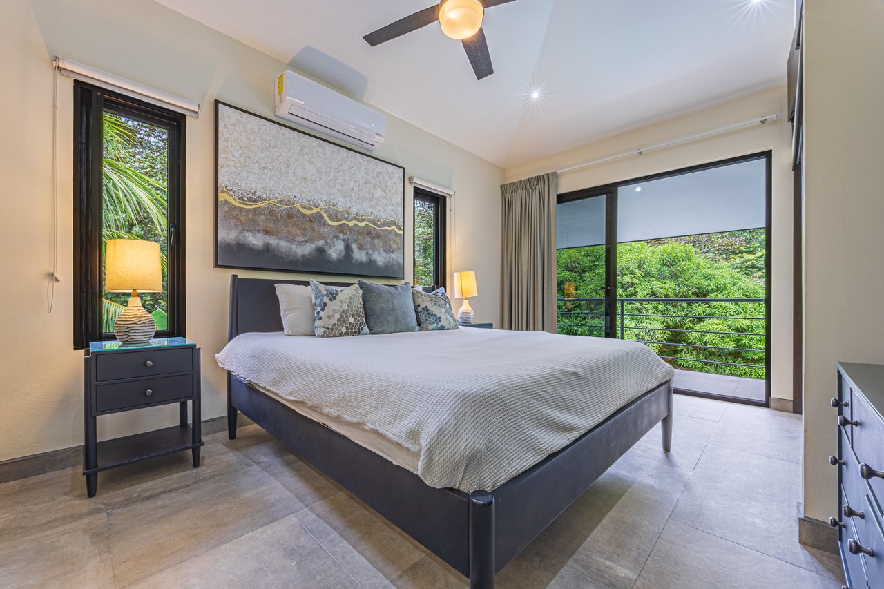 Luxury Rainforest Home + Guest House on 11 acres