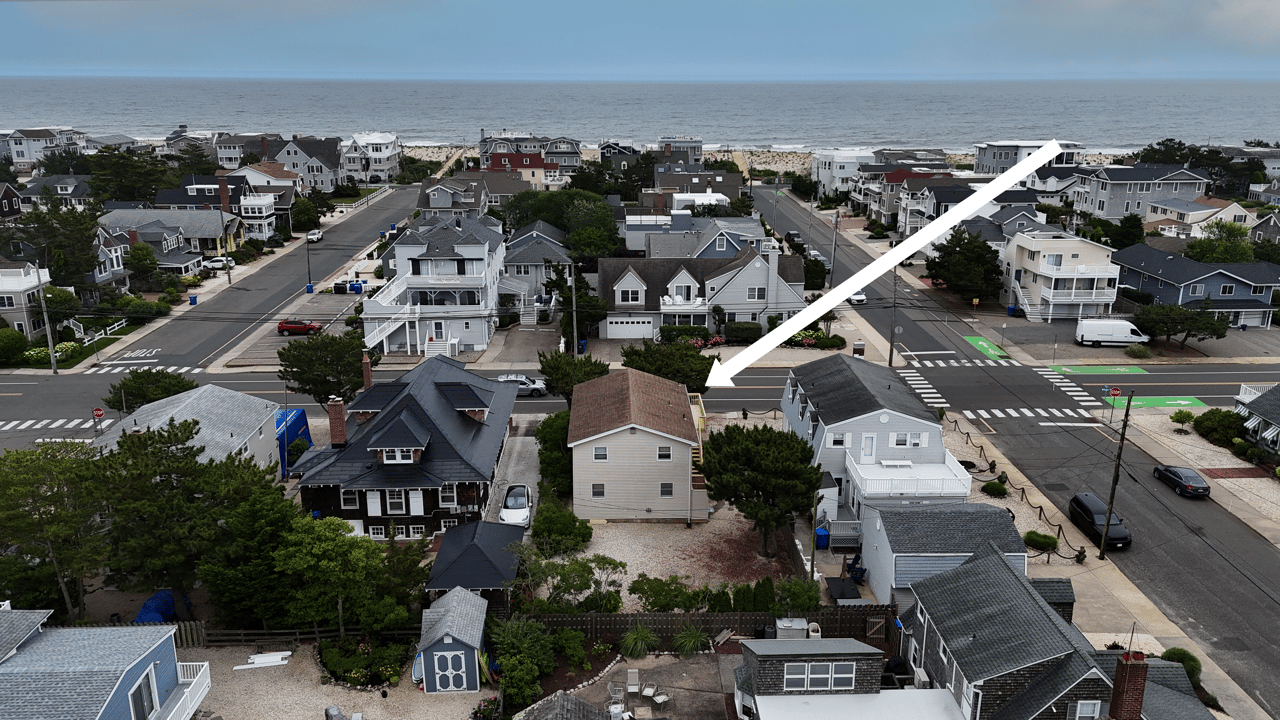 1010 S Beach Avenue, Beach Haven