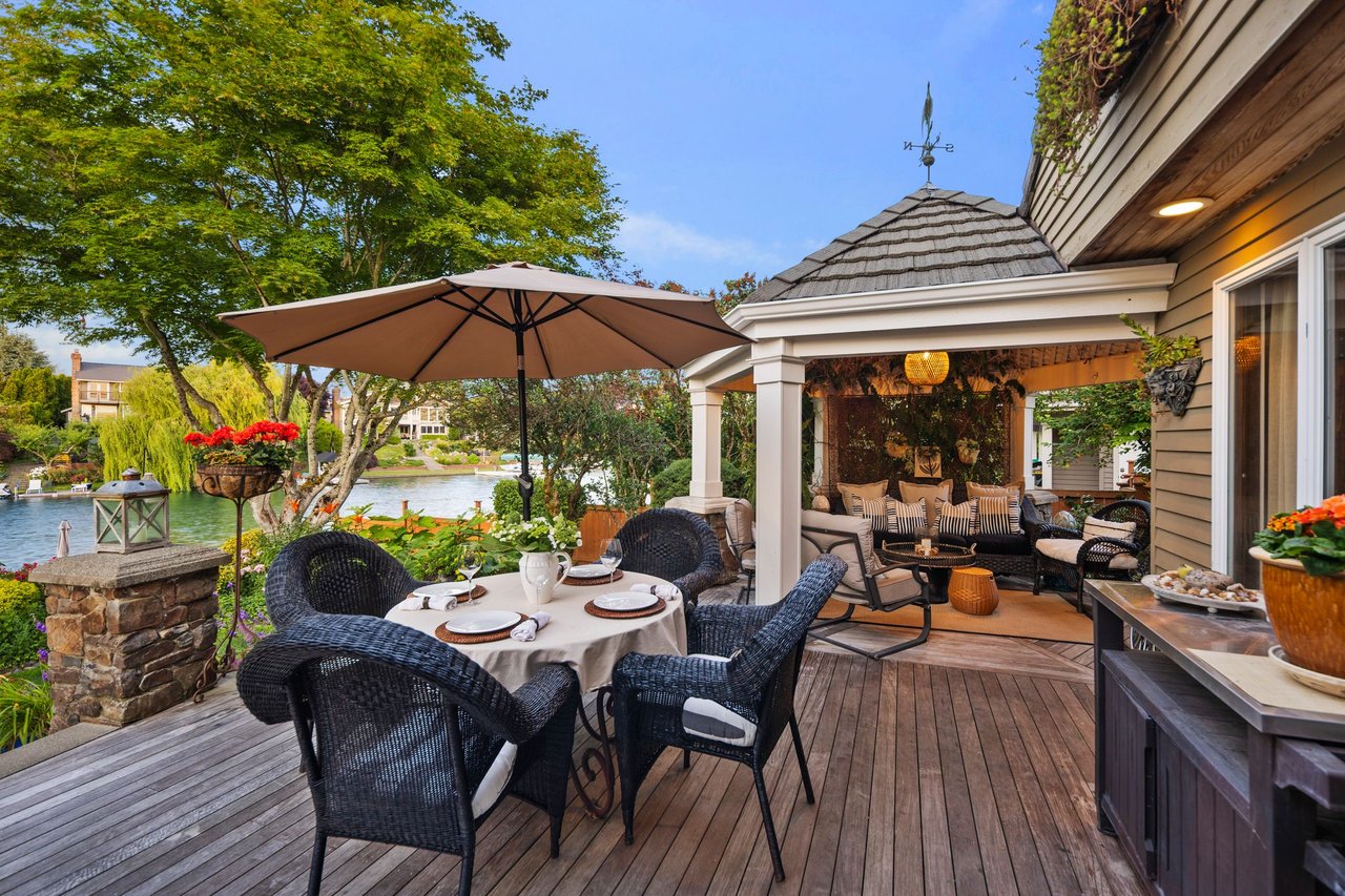 Beautifully Crafted Custom Home with East-facing Lake Tapps Views 