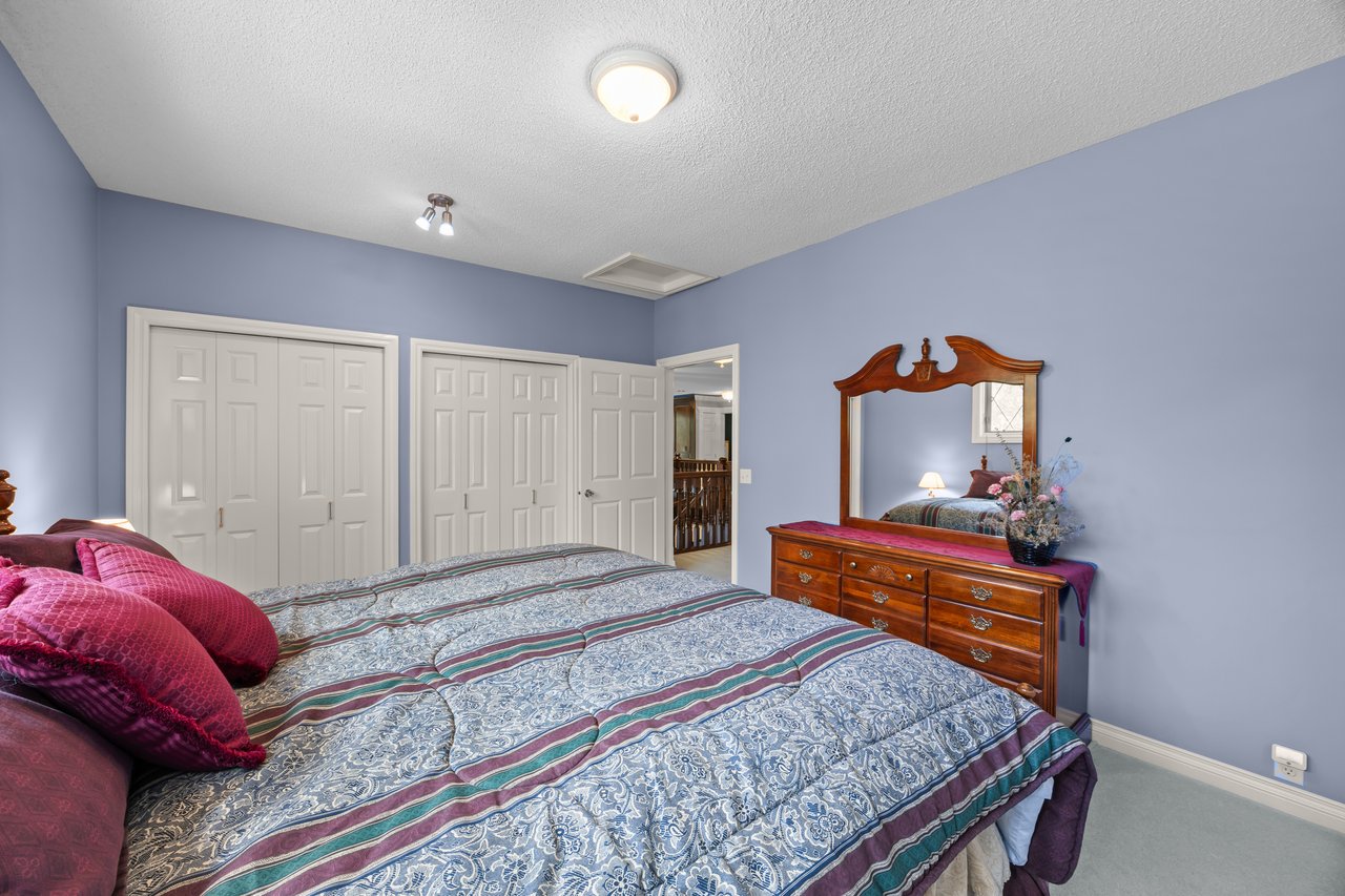 7 Biggar Heights Bay