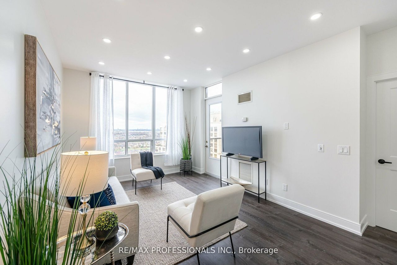 PENTHOUSE IN THE HUMBER MANSIONS