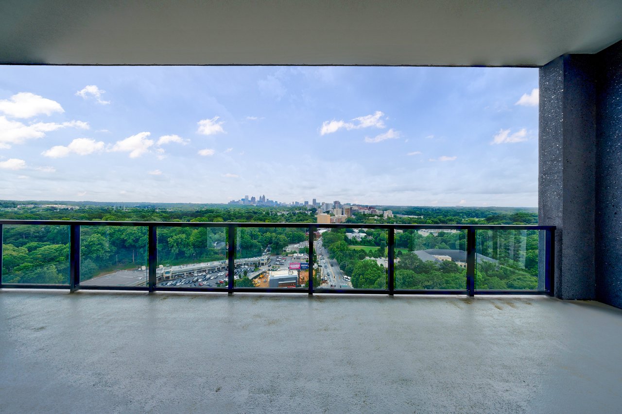 2425 Peachtree Road Unit 1806