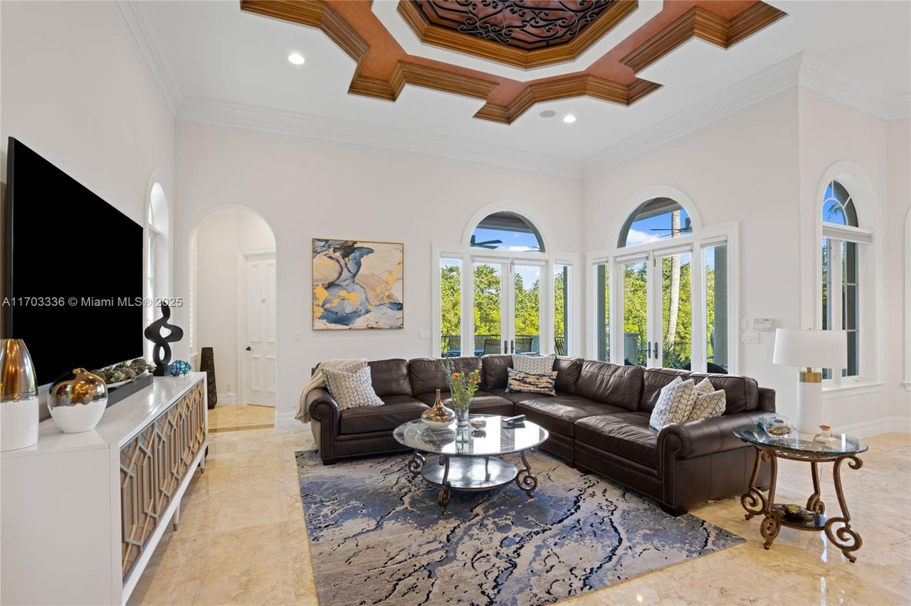 833 Harbour Isle Place North Palm Beach