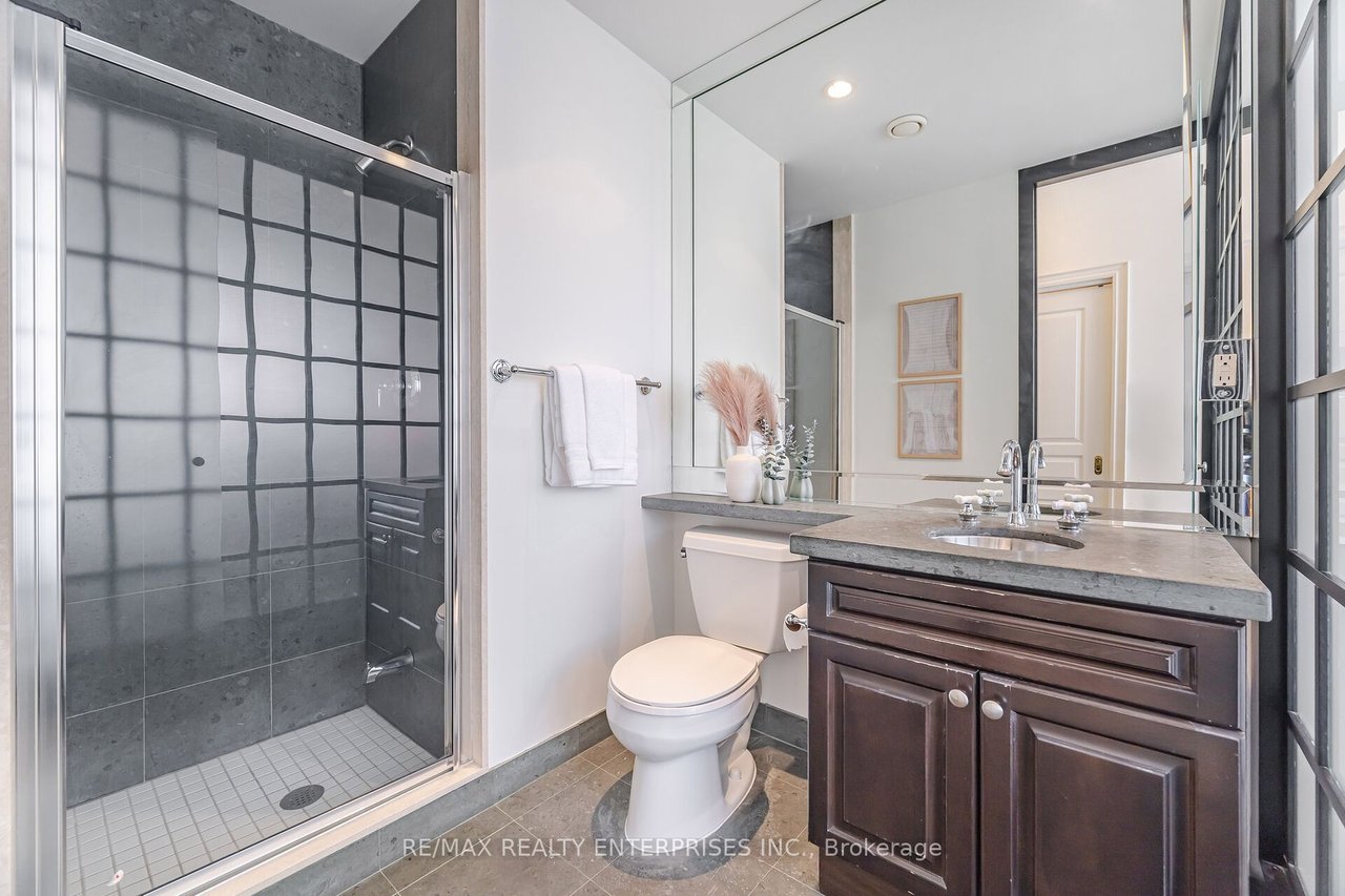 TERRACES OF OLD MILL PENTHOUSE