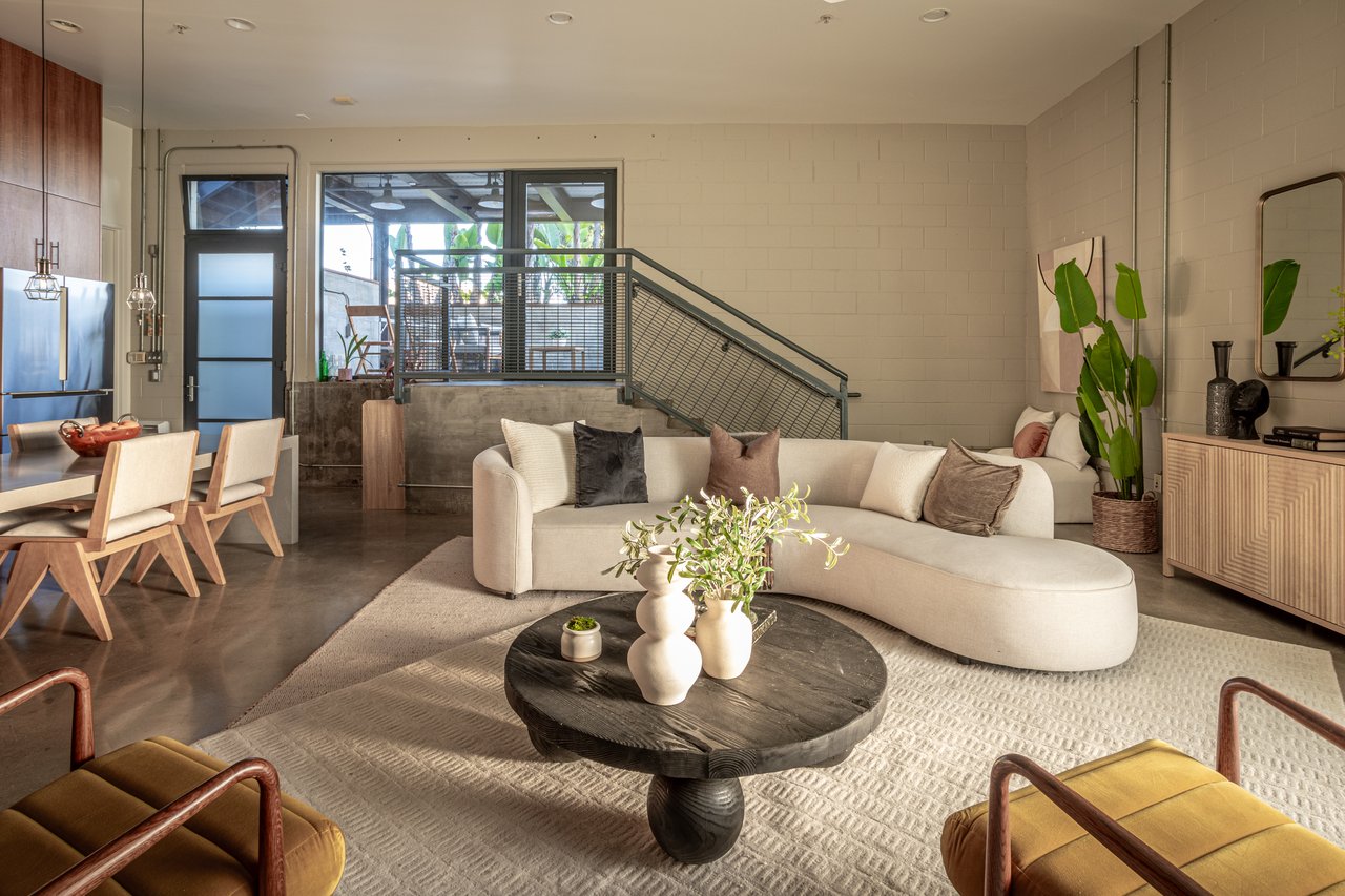 1534 17th St Unit: 105, Santa Monica