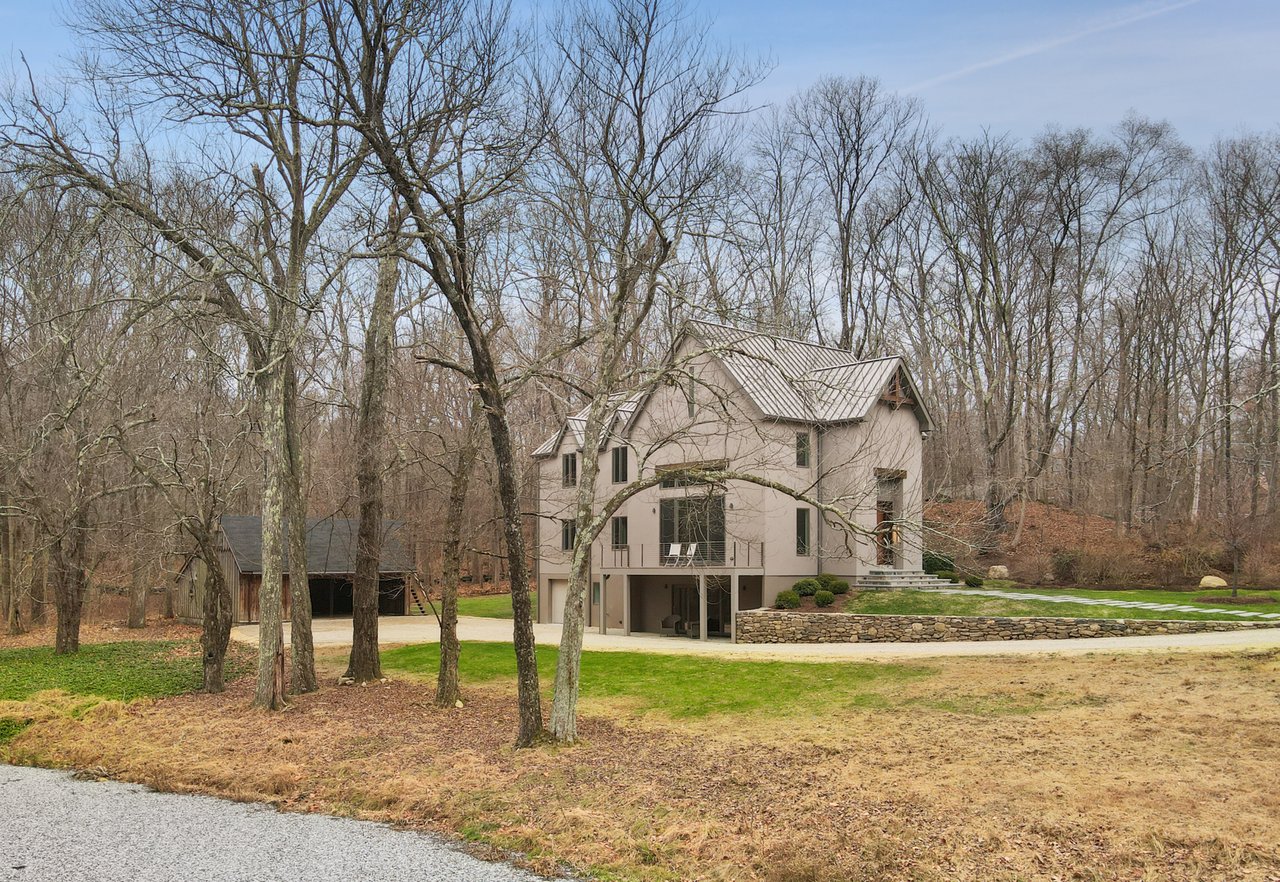 26 Pound Ridge Road