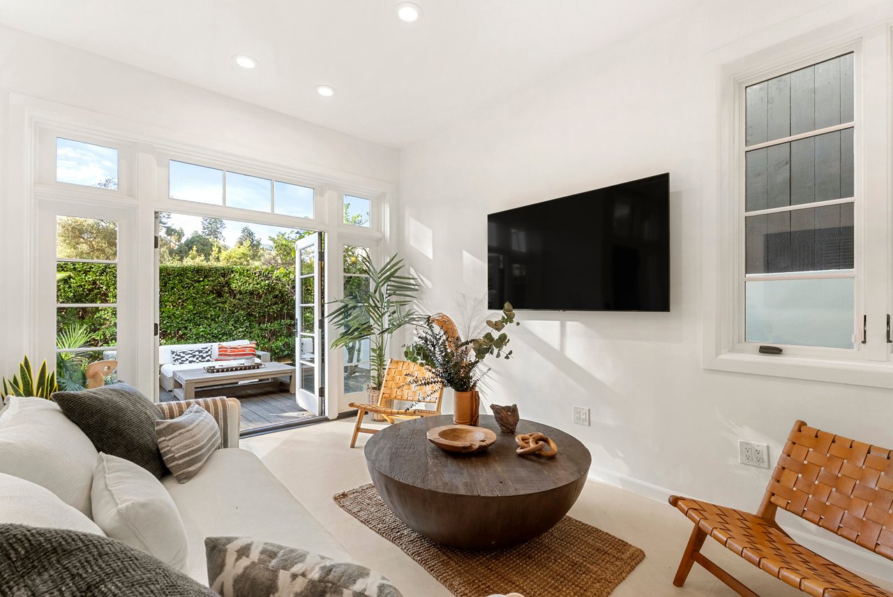 410 Entrada Dr, Santa Monica
