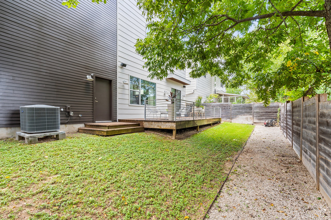 2105 Goodrich Ave #2
