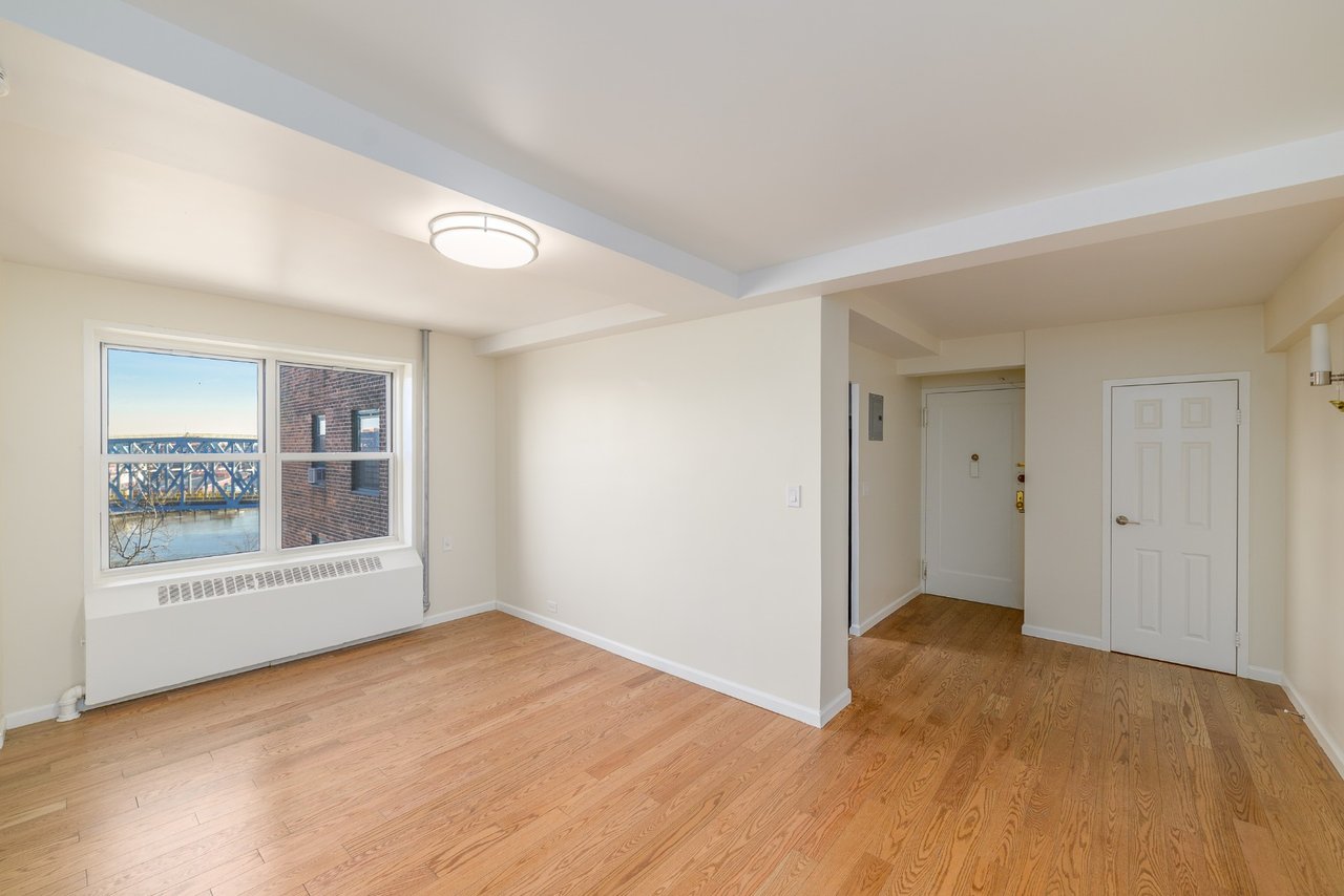 45 East 135th Street Unit: 6E