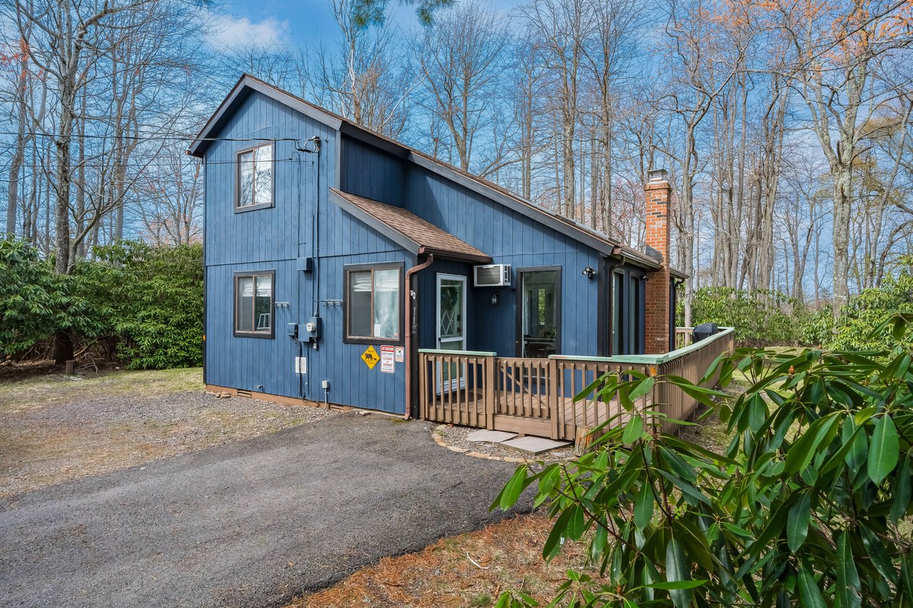 112 Crazy Horse Court
