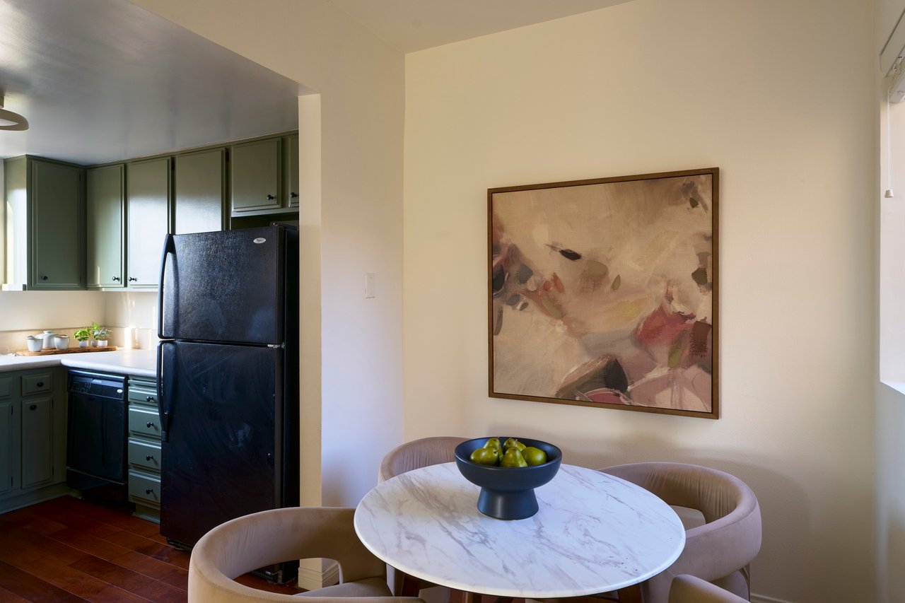 Rare Tri-Level Mar Vista Townhouse 