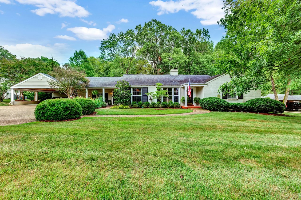 4308 Esteswood Dr