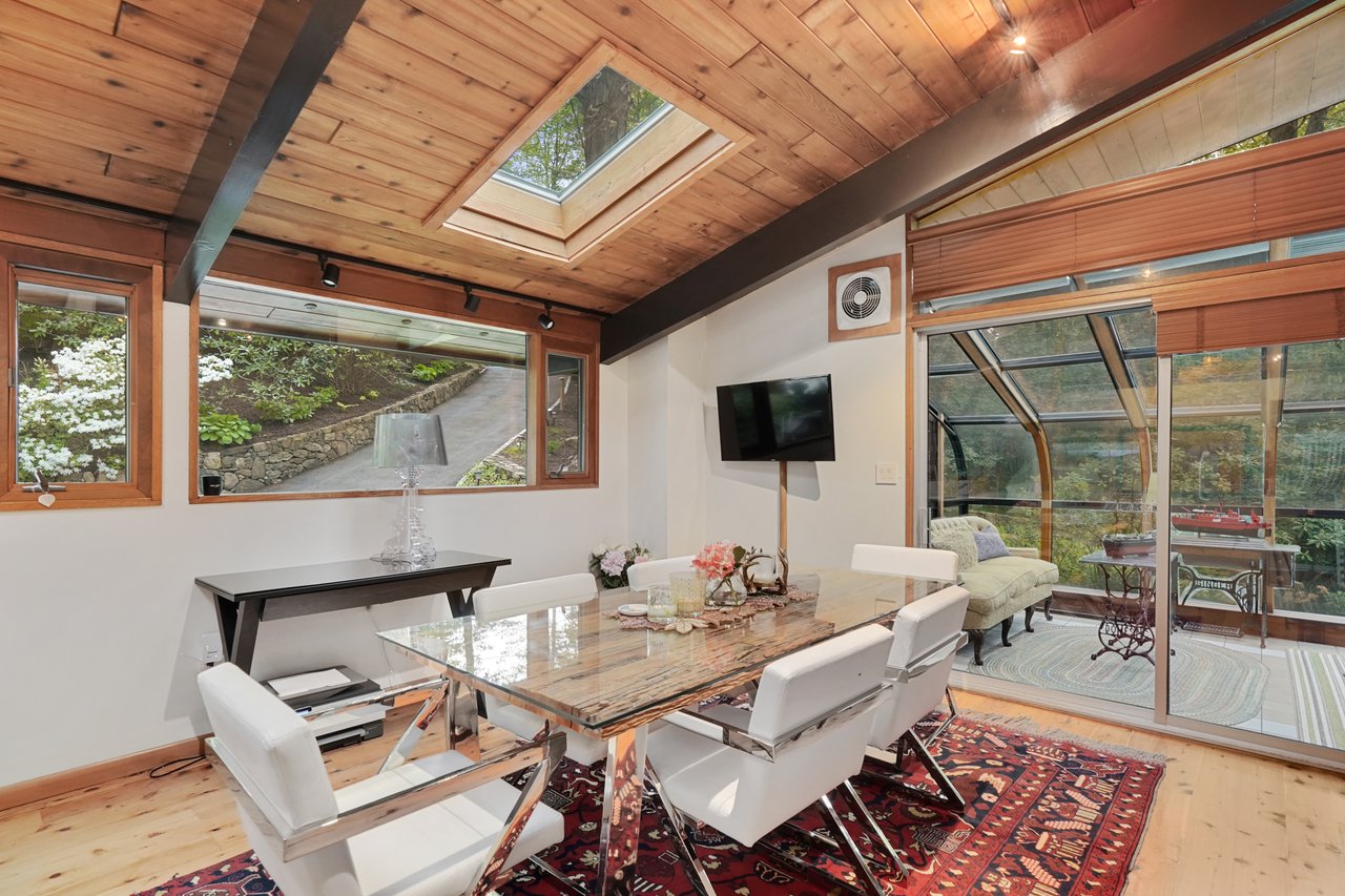 107 Middle Patent Road