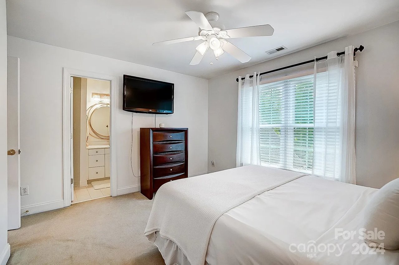 814 Pine Forest Rd