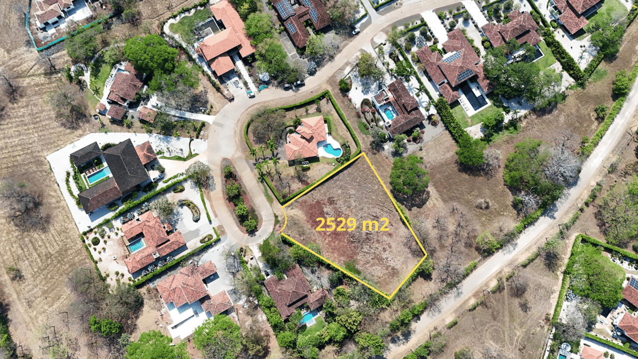 Los Almendros Lot #29 | Build-Ready 2,529m² Parcel in Hacienda Pinilla’s Premier Gated Community