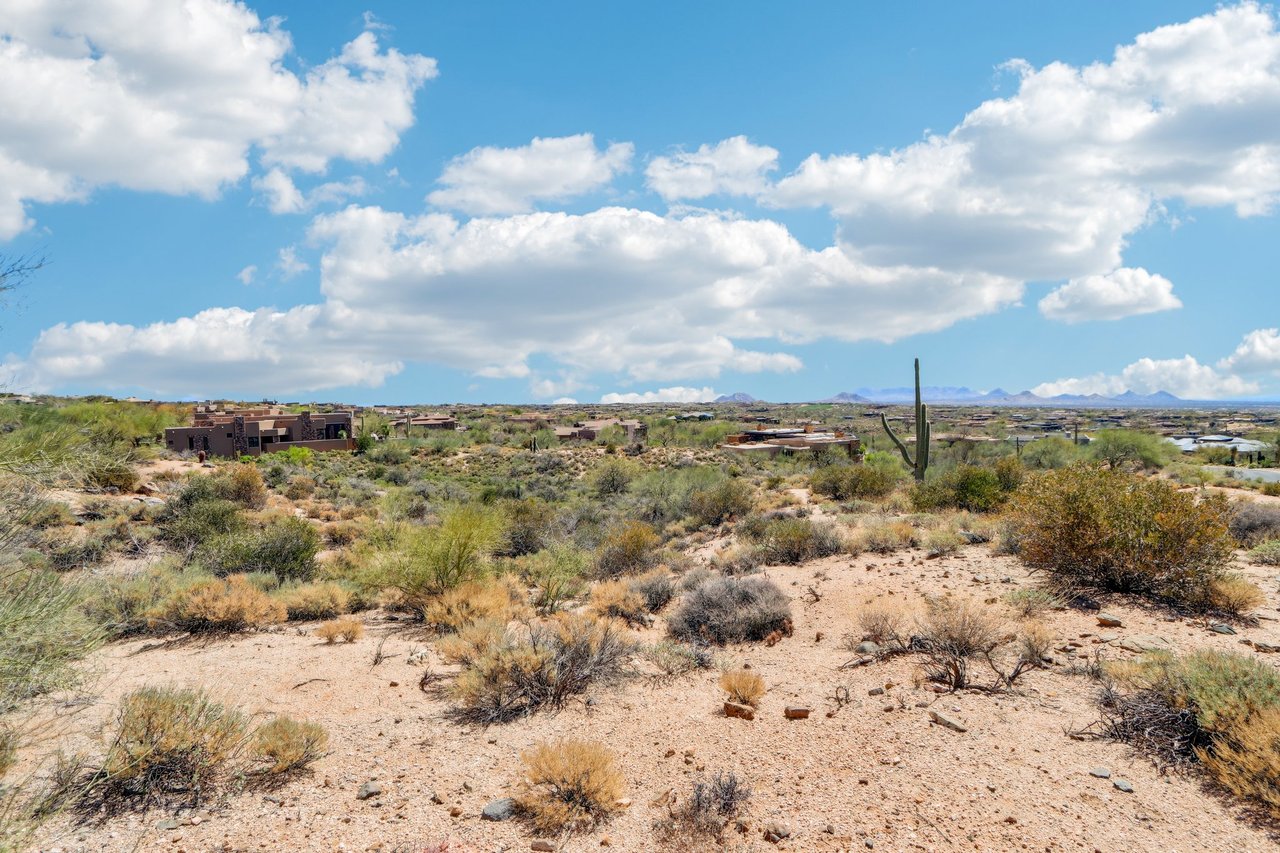 Why Scottsdale Shines for Real Estate Investors cover