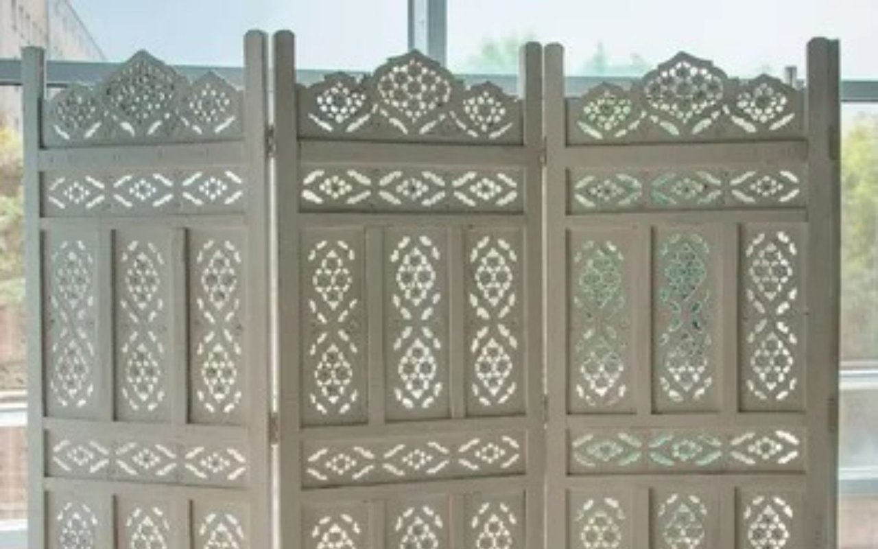 Adding Privacy to Open Concept Houses