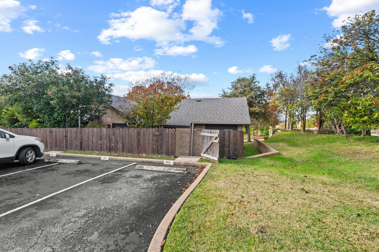 Bright & Chic Corner Lot Home in Coppertree Condos