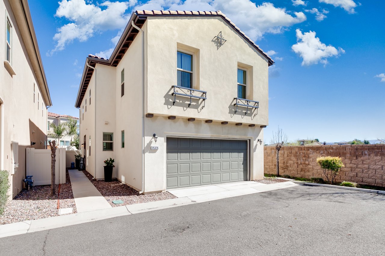 35326 Marabella Court, Winchester