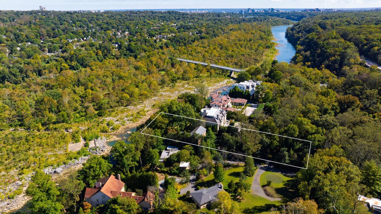 221 Chain Bridge Road