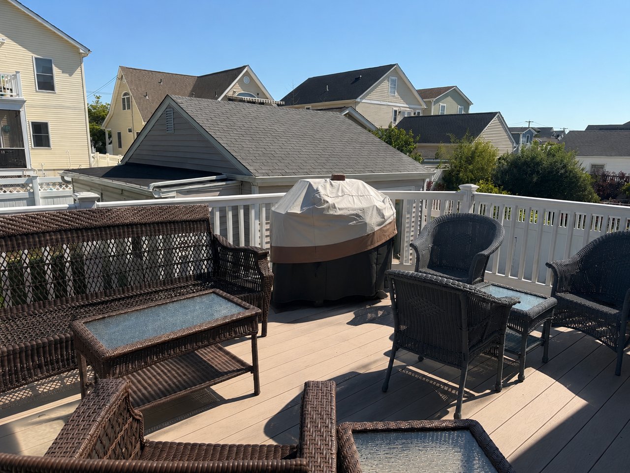 Summer Rental - Newly Renovated 2 Blocks to the Beach
