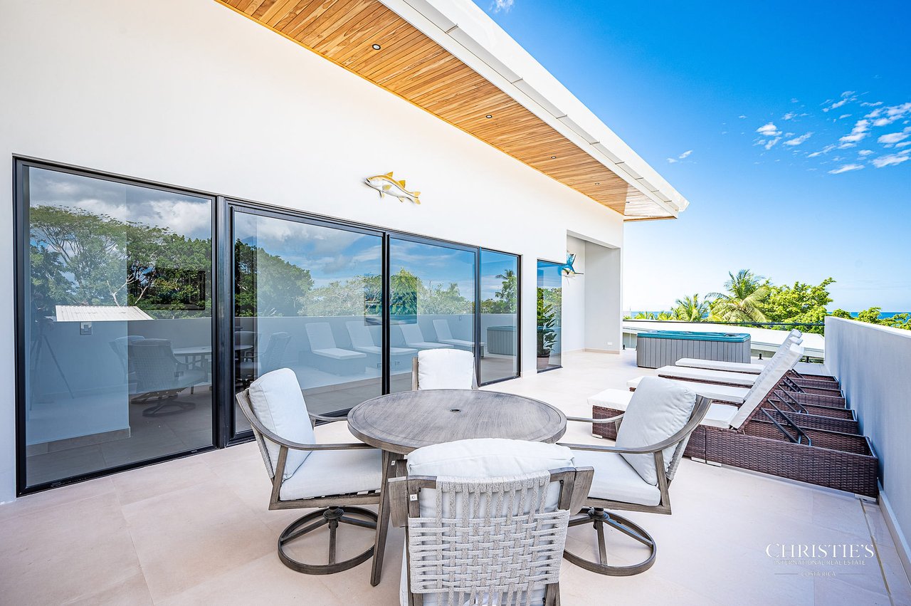 A Private Collection of Five Luxury Beachfront Villas - Rio Mar