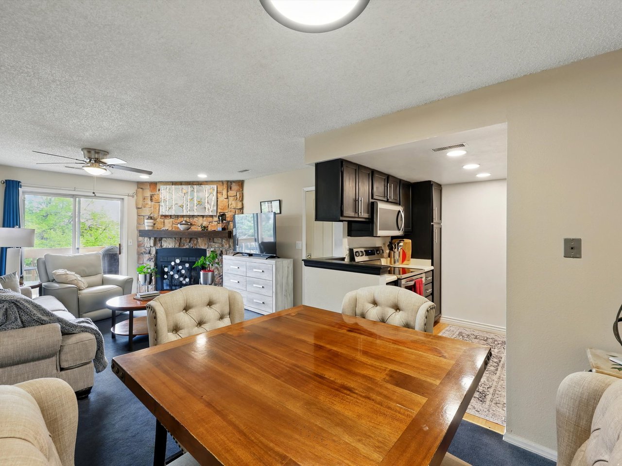 810 Tenderfoot Hill Road 201