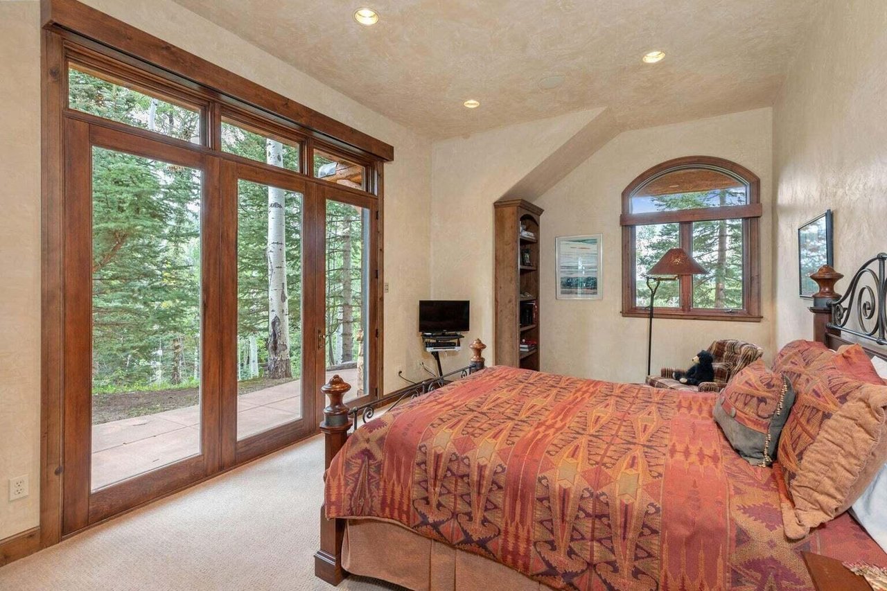 120 Prospect Creek Dr