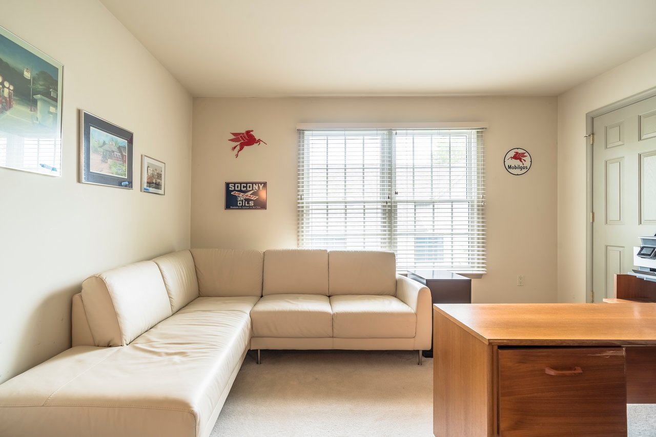 5799 Sabrina Circle
