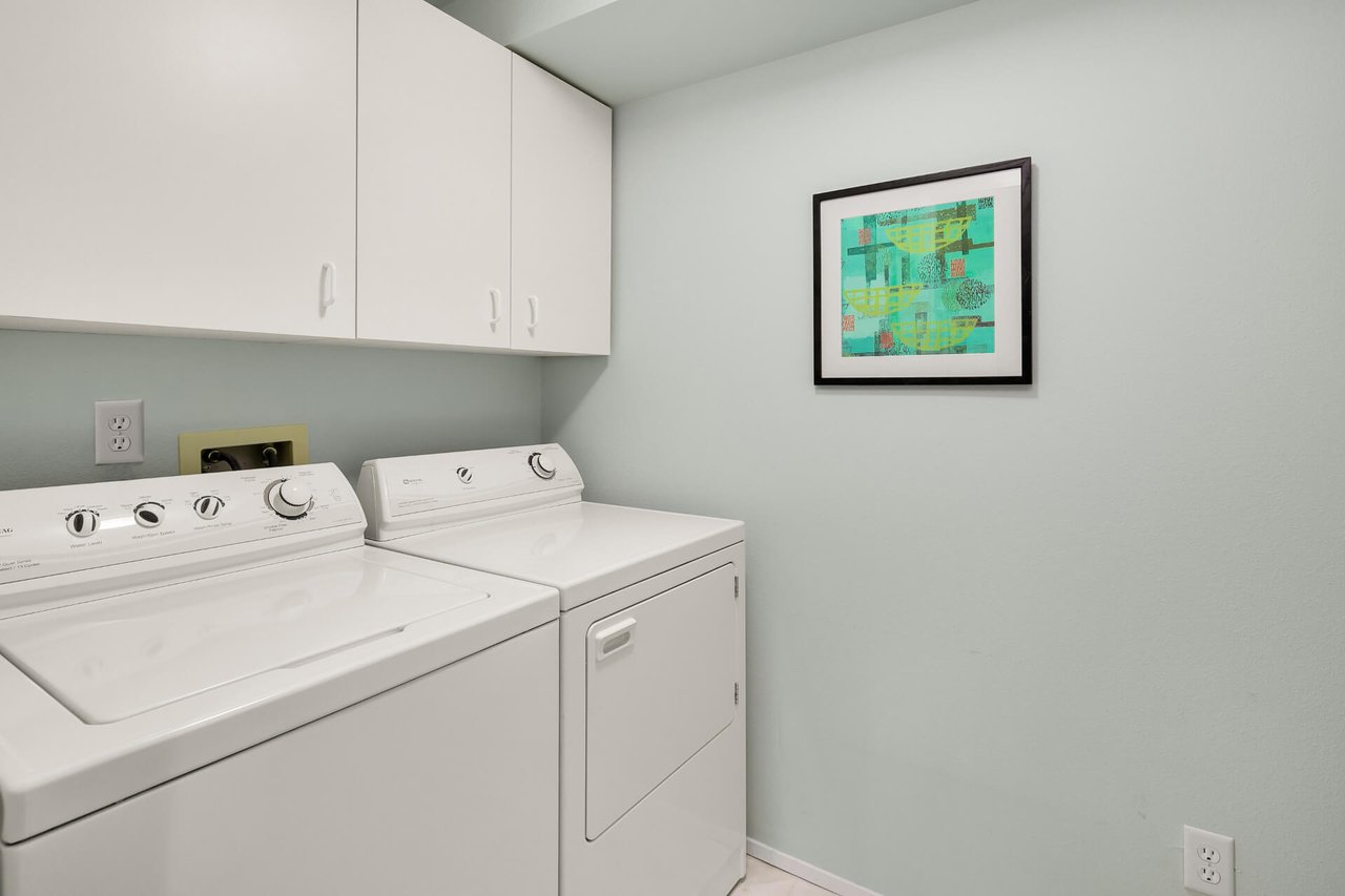 2125 California Ave SW, #202