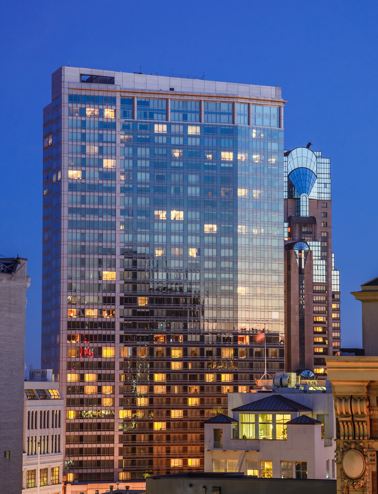 Glass-Walls and Panoramic Views