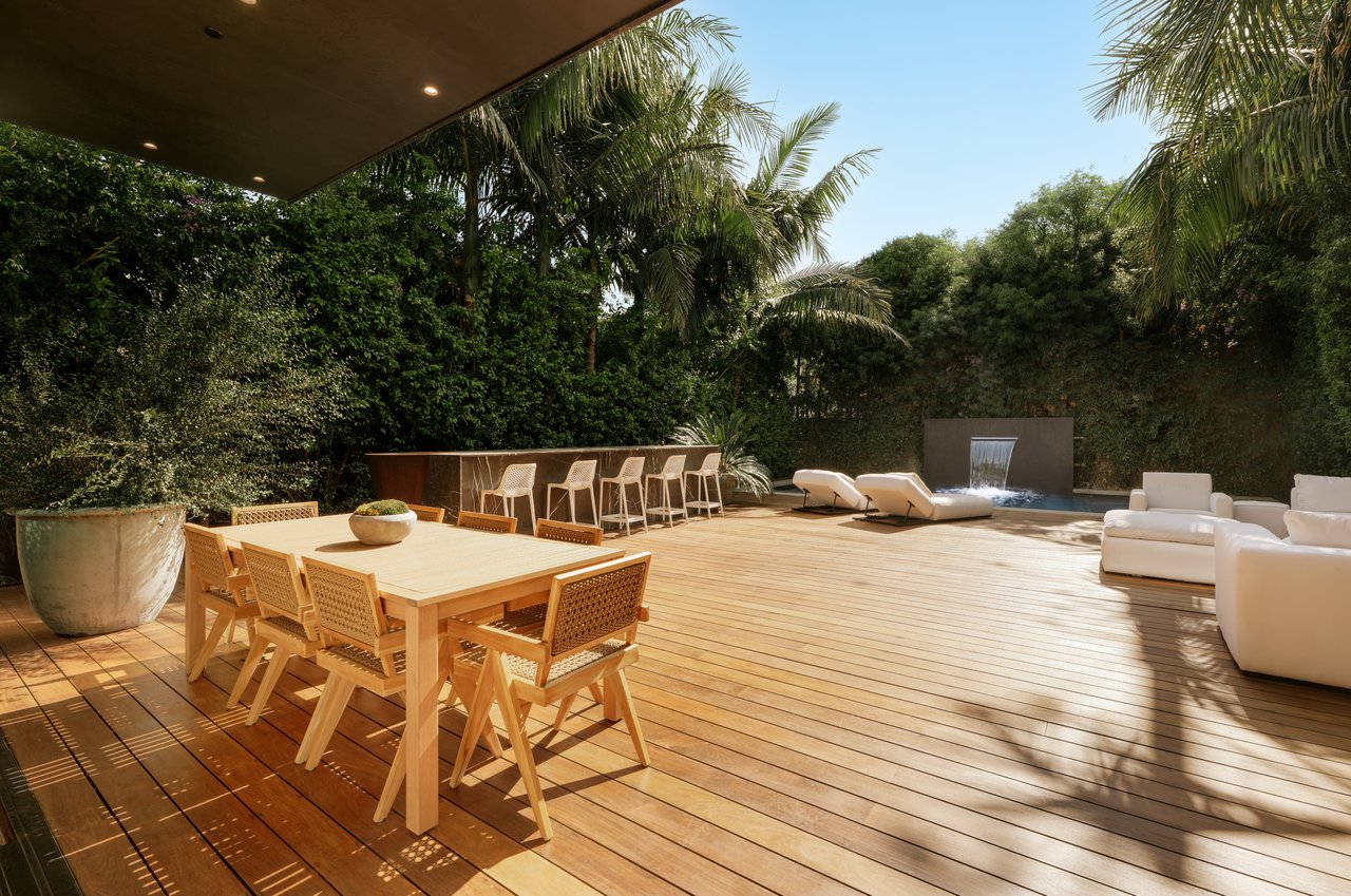 515 N Harper Ave, West Hollywood