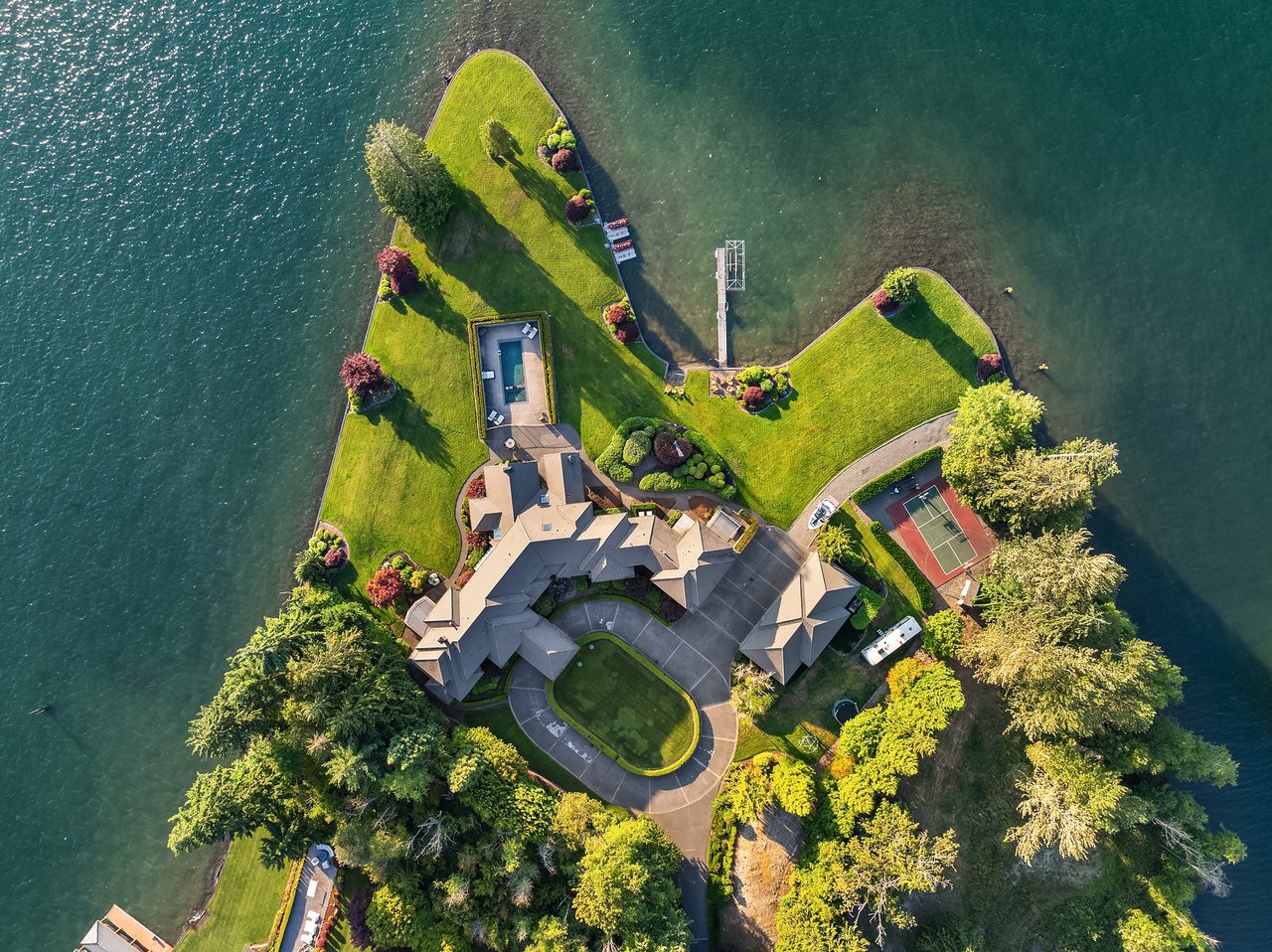 Legacy Snag Island Estate