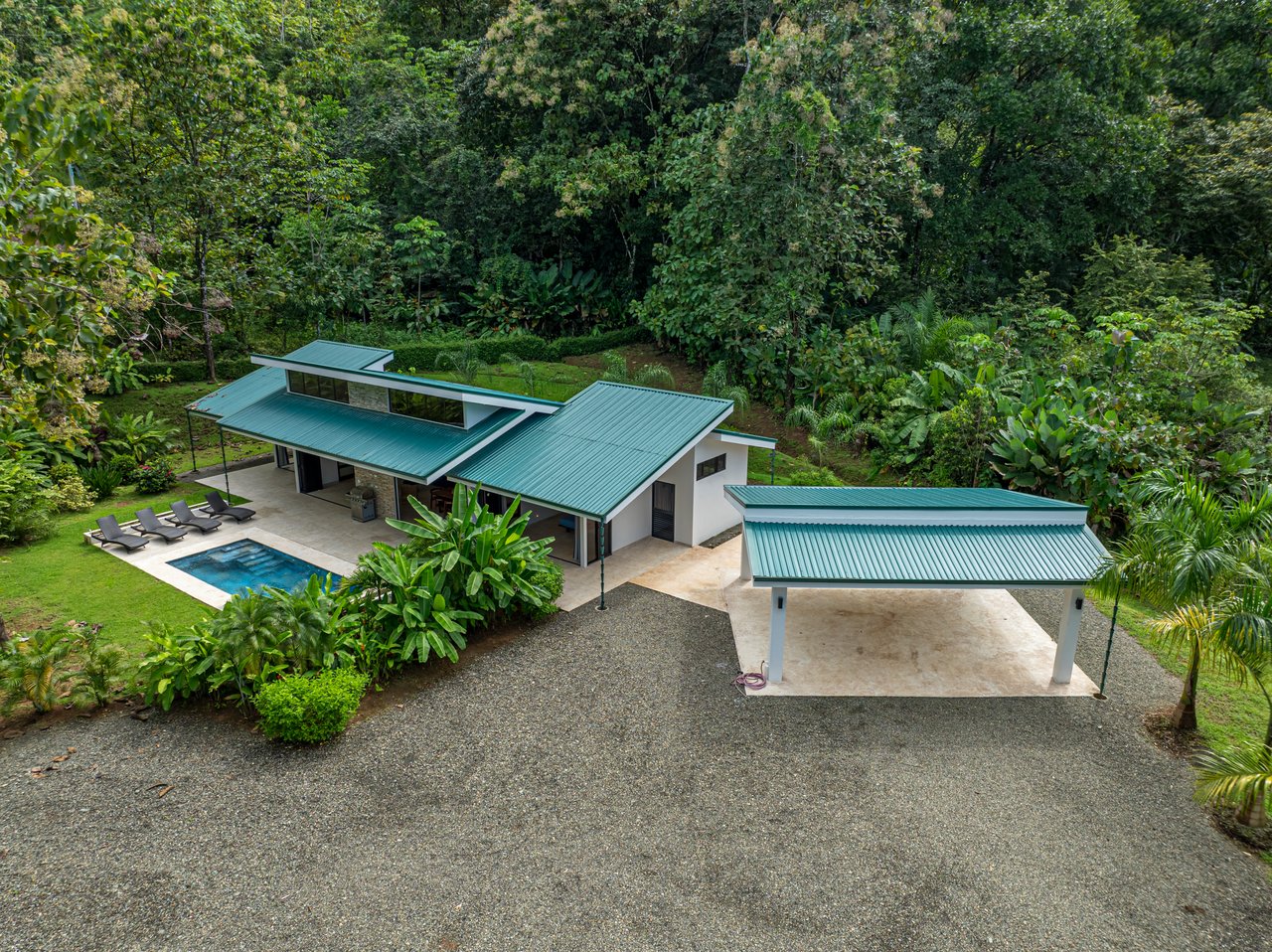 Casa del Bosque in the New Tulpá Ridge Development in  Matapalo.