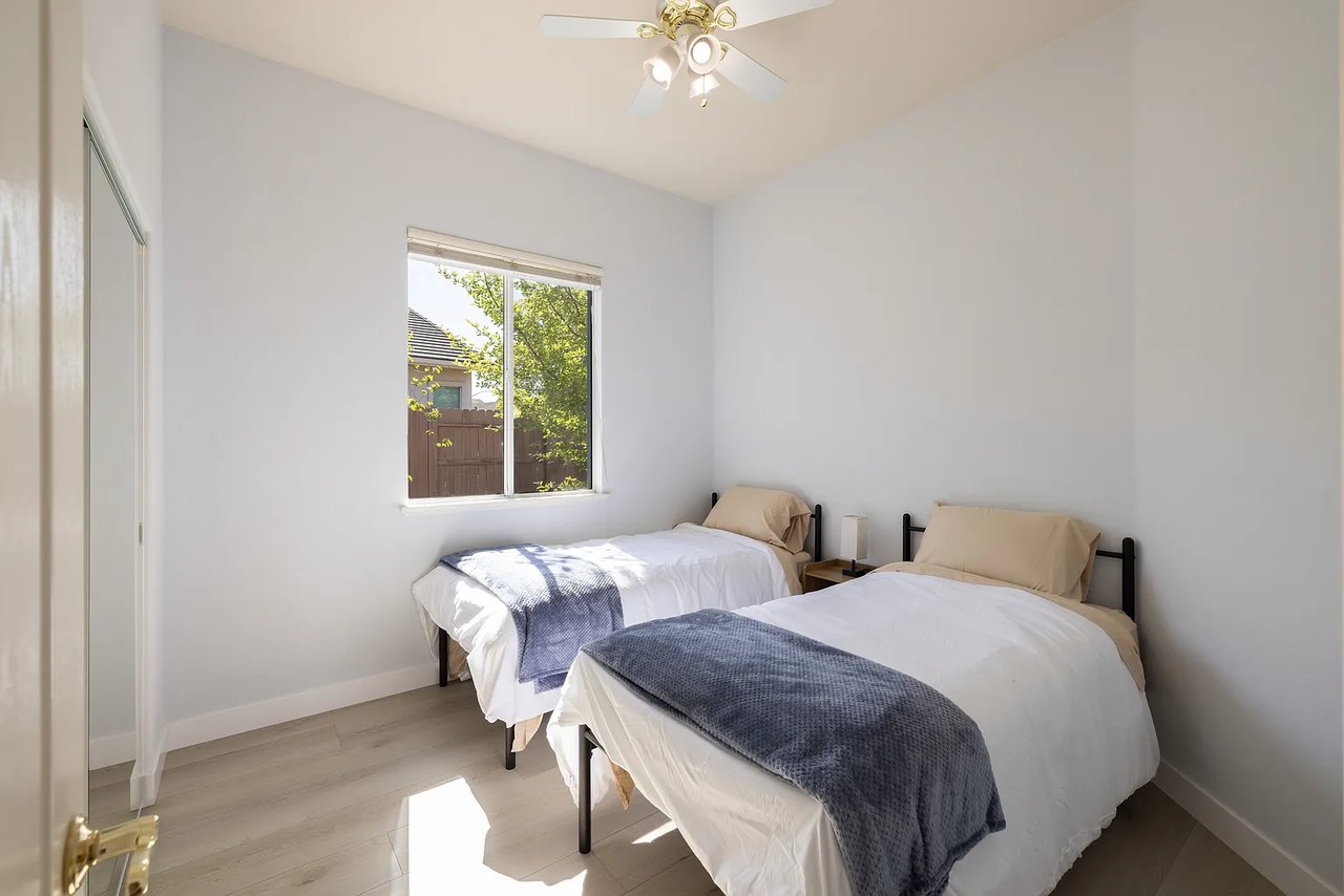 2121 Mullen Ct