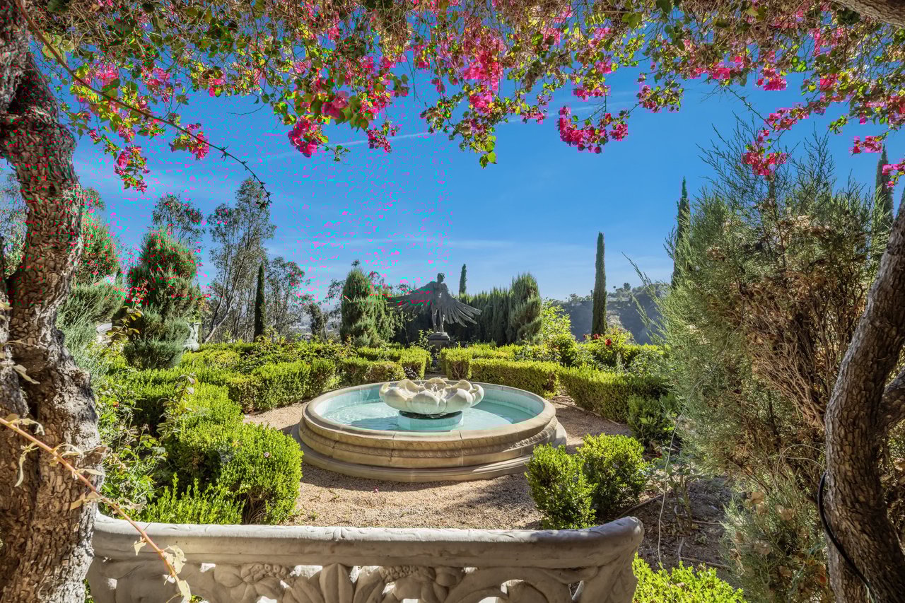 1005 Bel Air Ct