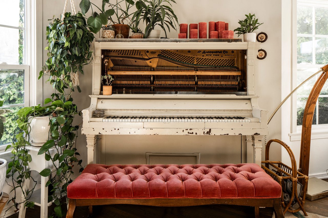 The Perry Farmhouse in Van Nuys, A Rare Rustic Compound