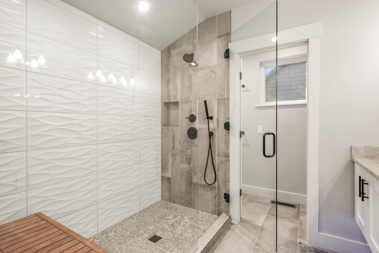 Your New Willits Home Awaits