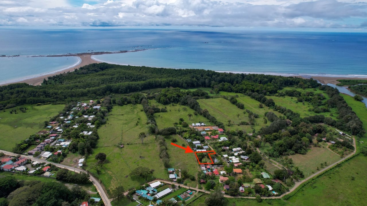 Prime Uvita Lot Near Marino Ballena – 0.30 Acres, Dual Access, Build Multiple Units