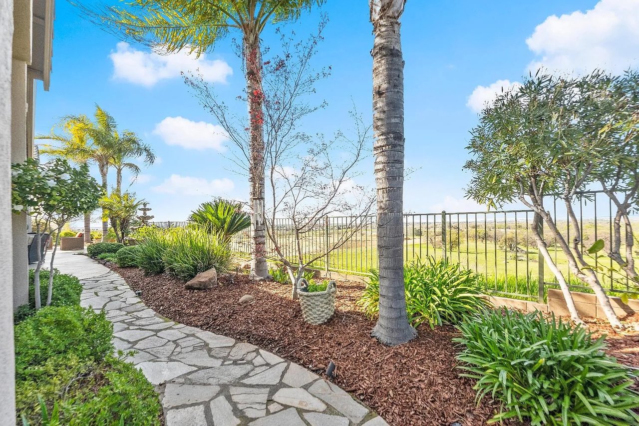 2280 Hidden Hills Ln