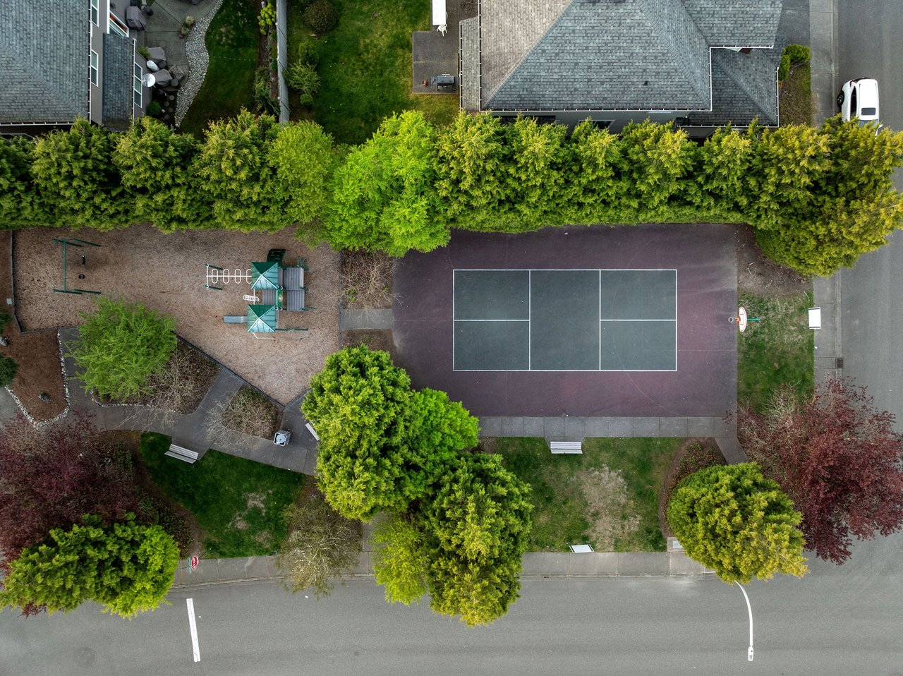 202 Chelan Ct NE