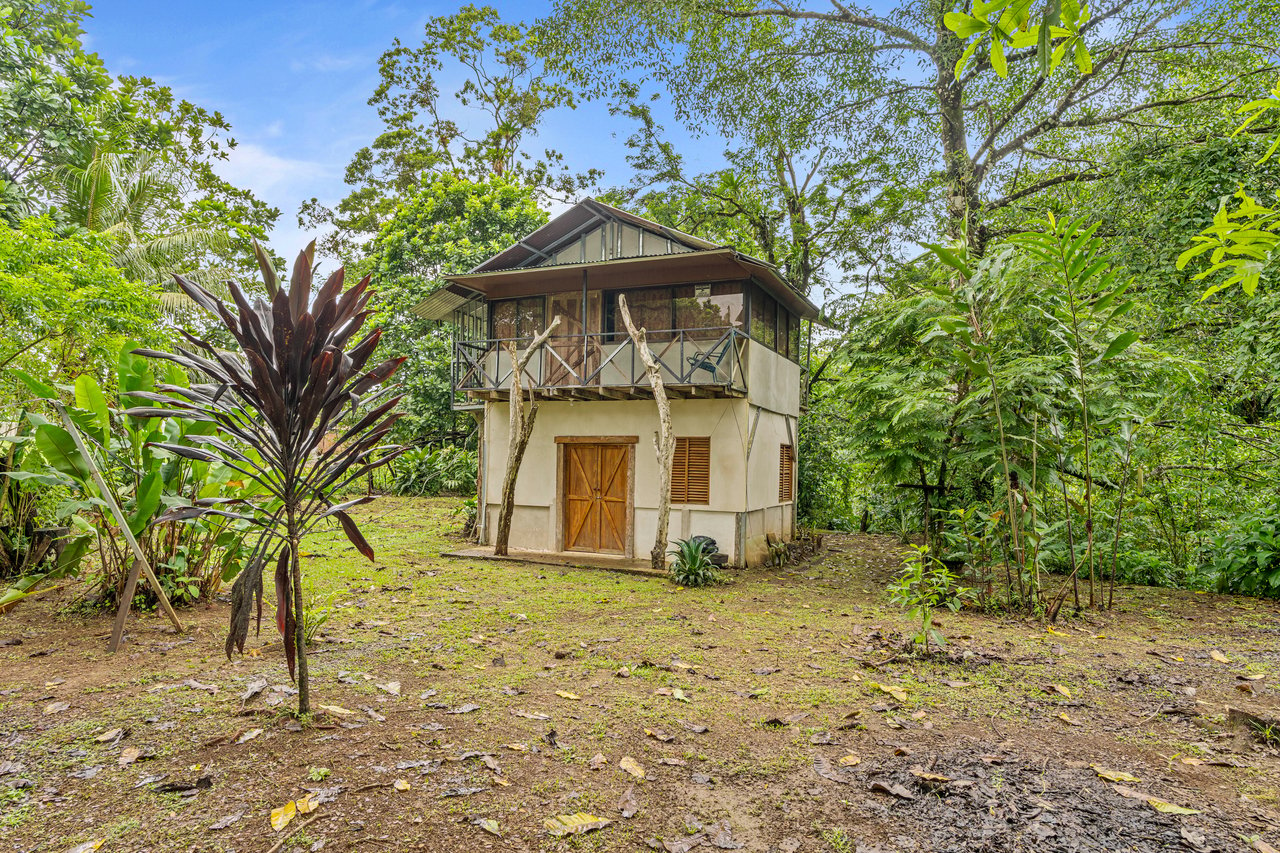 Casa Colibri with two small apartments | Bordered by the Bijagua River and Bijagua Creek.