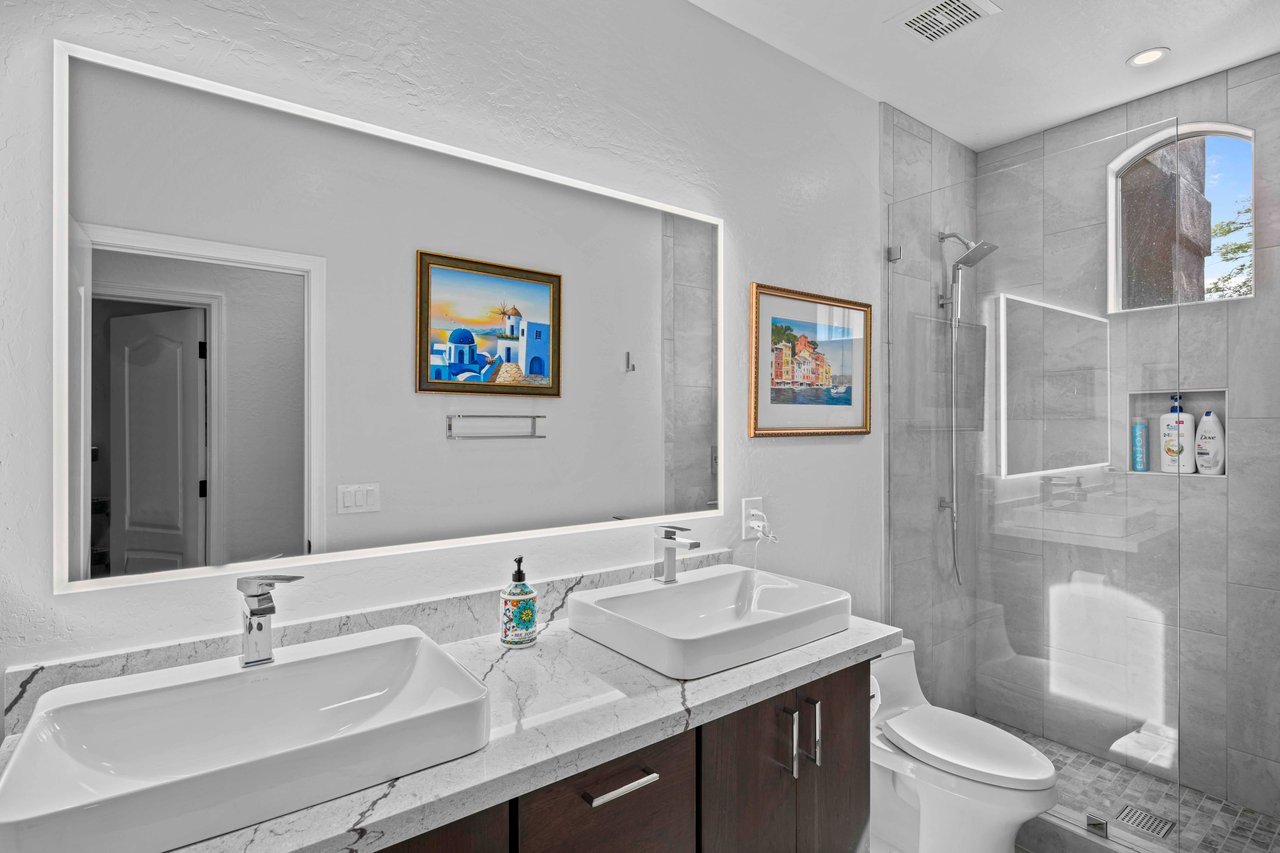 10912 E Butherus Drive