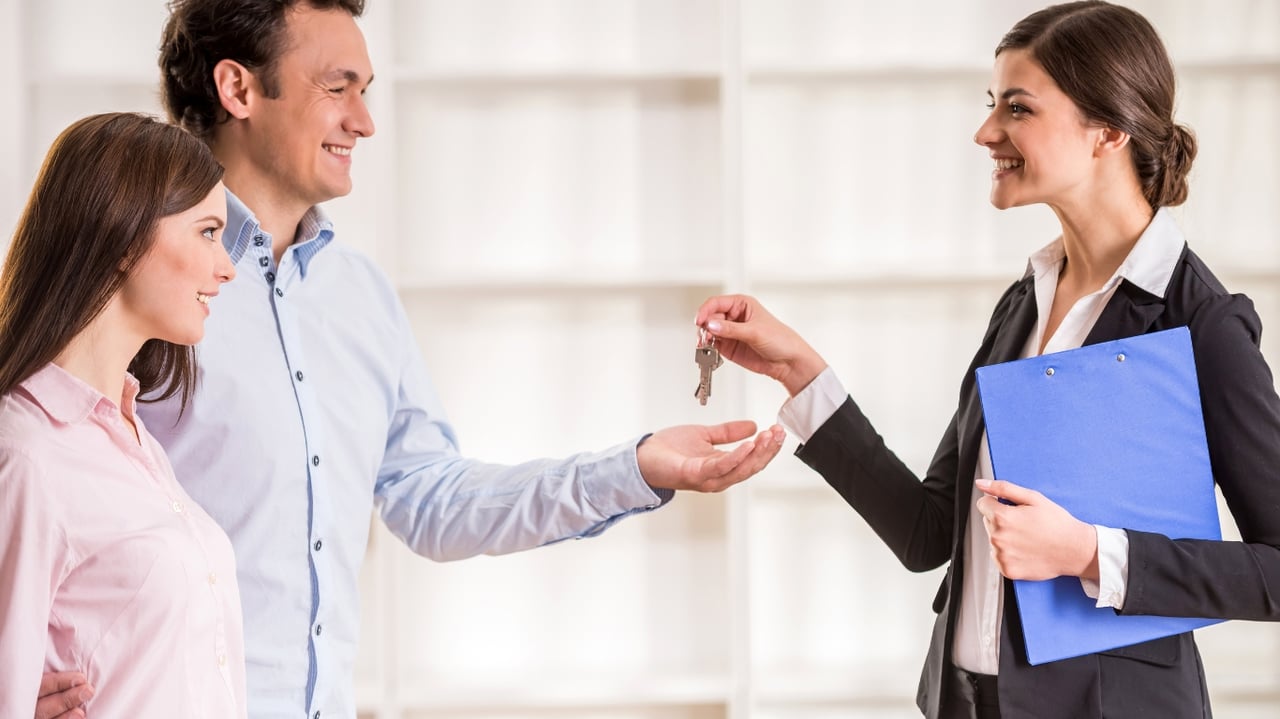 Are Realtor and Real Estate Agent the Same?